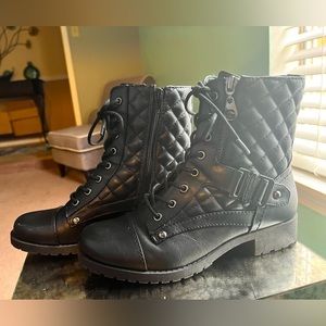 GBG FLAT COMBAT BOOT